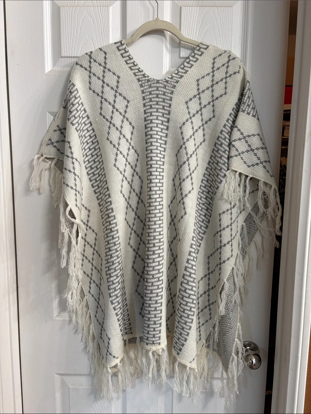 SHEIN Cream & Gray Fringed Knit Poncho